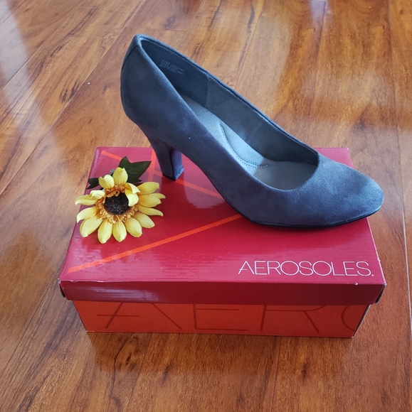 AEROSOLES Shoes - Ladies Grey Aerosoles Career Memory Foam Pumps